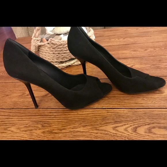 Black Gucci Heels NWT - Picture 2 of 3